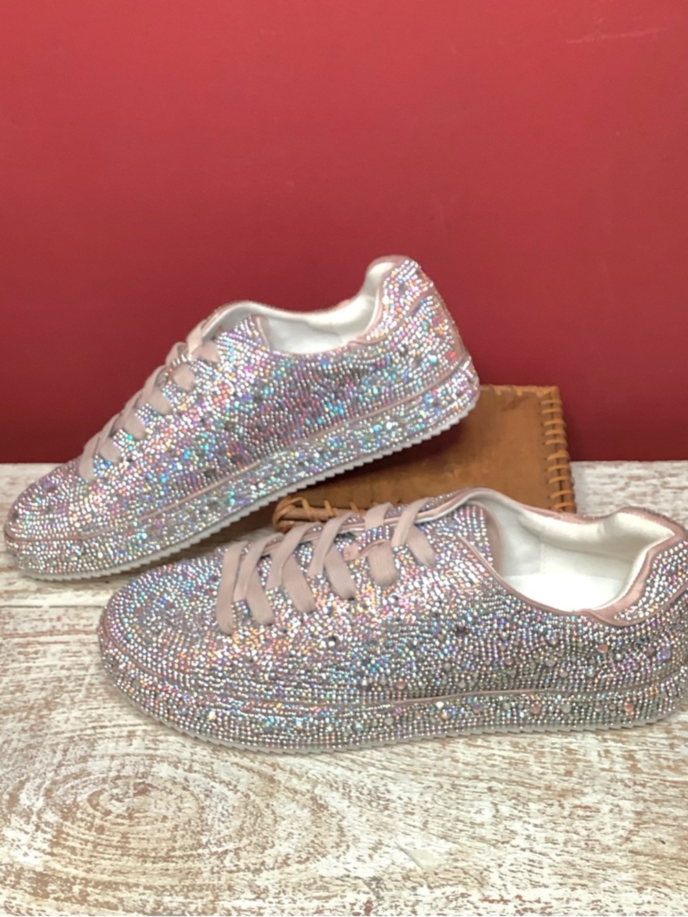 Matisse Bennet NWOT Sparkling Pink Rhinestone Embellished Lace Up Sneakers Comfy - Picture 5 of 11